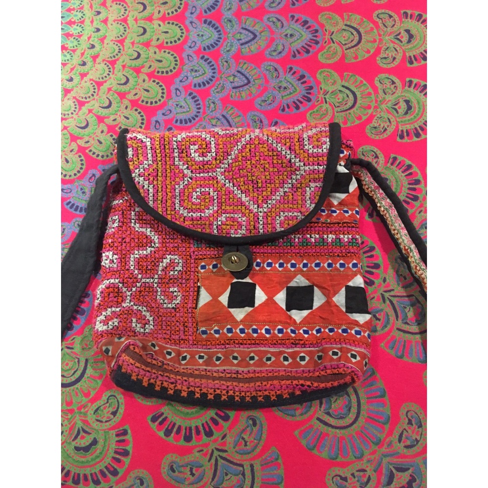 Vintage Over the Shoulder Purse